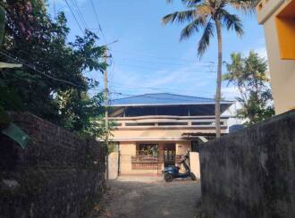 Residential House Villa for Rent in Trivandrum, Sreekariyam, Gandhipuram, Kunnin lane