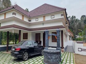 Residential House Villa for Rent in Kottayam, Pala, Cherpunkal, Near Cherpunkal church. Hospital