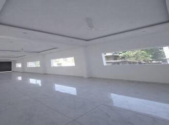 Commercial Building for Sale in Thrissur, Thrissur, Nellikunnu, Market Junction - Opp. RGLP School