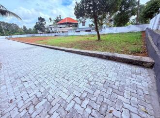 Residential Land for Sale in Ernakulam, Chottanikkara, Kureekad, Ambedkar road