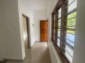 Residential House Villa for Sale in Ernakulam, Muvattupuzha, Mekkadambu, 500 Mtrs from Kolencherry - Muvatupuzha