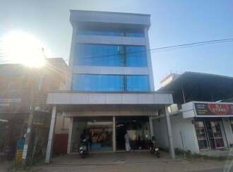 Commercial Building for Sale in Ernakulam, Angamaly, Moozhikkulam