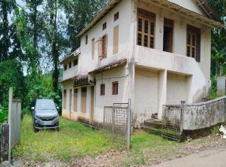 Commercial Building for Sale in Kottayam, Kanjirapally, Kanjirapally, Kariplavu, Mannarkkayam-Pattimattom Road side