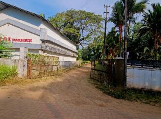 Commercial Land for Sale in Kottayam, Kottayam town, Kodimatha, https://maps.app.goo.gl/YQrUaZLSPx4ZWK6R7?g_st=ipc