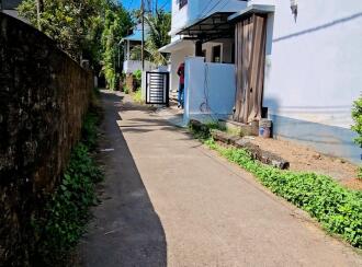 Residential House Villa for Sale in Ernakulam, Edappally, Manjummel, near by manjummel church