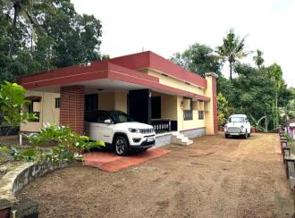 Residential House Villa for Sale in Pathanamthitta, Thiruvalla, Pullad, Near Koipuram Police station
