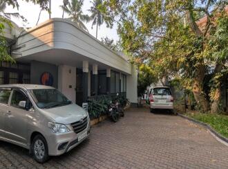 Residential House Villa for Sale in Trivandrum, Thiruvananthapuram, Kunnukuzhi