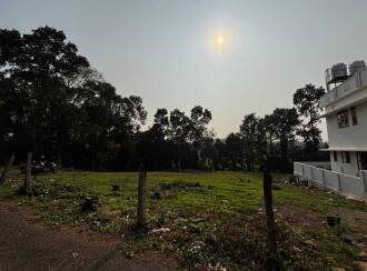 Residential Land for Sale in Pathanamthitta, Thiruvalla, Kizhakkanmuthoor, malamel Road-Nattukadvu