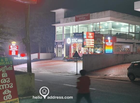 COMMERCIAL SPACE FOR RENT. THADIYOOR