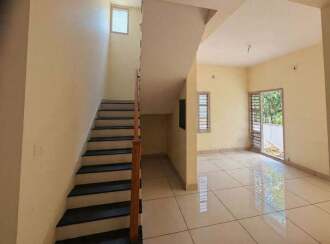 Residential House Villa for Sale in Ernakulam, Kakkanad, Pukkattupady, 3C96+P5W Malayidam Thuruth, Kerala 