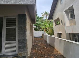 Residential House Villa for Sale in Ernakulam, Kakkanad, Pukkattupady, 3C96+P5W Malayidam Thuruth, Kerala 