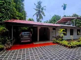 Residential House Villa for Sale in Ernakulam, Kanjiramattom, Arayankavu, Thottara