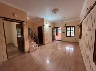 Residential House Villa for Sale in Ernakulam, Tripunithura, Eroor, Puthiya Road