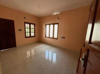 Residential House Villa for Sale in Ernakulam, Tripunithura, Eroor, Puthiya Road