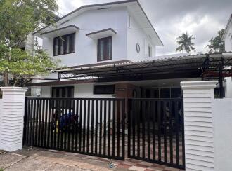 Residential House Villa for Sale in Ernakulam, Vyttila, Janatha , https://maps.app.goo.gl/awbxDbb6gE7mUGAj6?g_st=iw