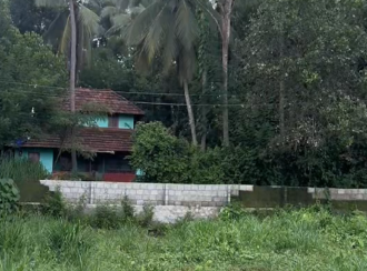 Residential Land for Sale in Thrissur, Thalappilly, Manappady, Close to Sree Ramaswamy Temple.