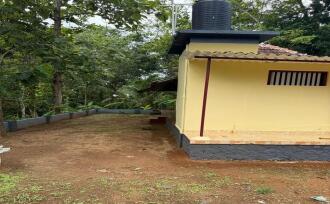 വാസയോഗ്യമായ വീട് വില്പനയ്ക്ക് കോട്ടയം, Manarcadu, Maalam, Areeparambu