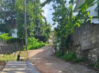 Residential Land for Sale in Trivandrum, Sreekariyam, Sreekariyam, Gandhipuram Chilambil Lane
