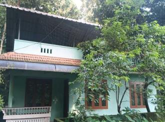 Residential House Villa for Sale in Idukki, Thodupuzha, Thodupuzha town, Kanjiramattom temple road