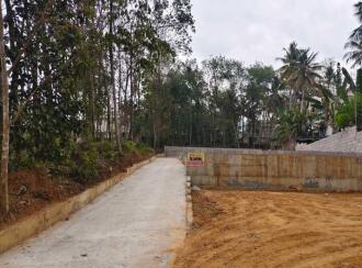 Residential Land for Sale in Trivandrum, Sreekariyam, Sreekariyam, IMP