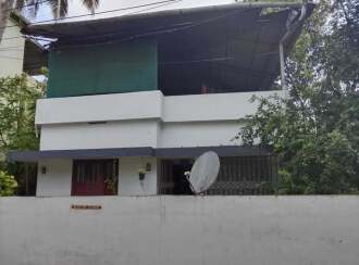 Commercial Land for Sale in Ernakulam, Vyttila, Cosmos road - kaniyampuzha road junction, 200 ft from Bharath Petroleum Petrol pump
