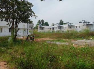 Residential Land for Sale in Ernakulam, Kakkanad, Pukkattupady, near Bhavapadi Bus stop