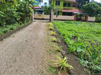Residential Land for Sale in Pathanamthitta, Thiruvalla, Kumbanad, near OEM Residential High School