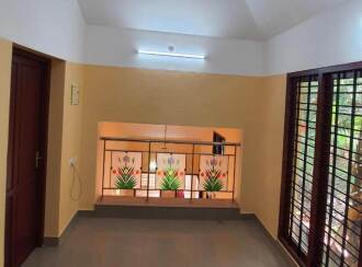 Residential House Villa for Sale in Trivandrum, Vazhayila, Karakulam, East Mukkola Pallimukku road