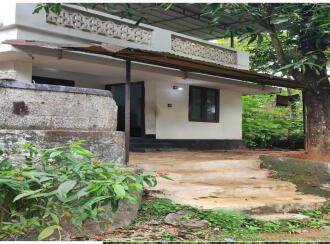 Residential House Villa for Sale in Thrissur, Ollur, Thaikkattussery, ത്രൈലോക്യമംഗലം ടെമ്പിൾ റോഡ്