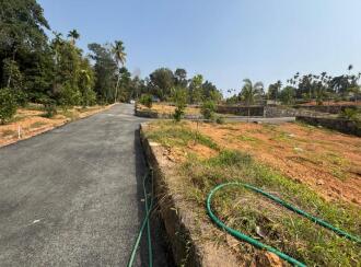 Residential Land for Sale in Ernakulam, Kochi, Eloor