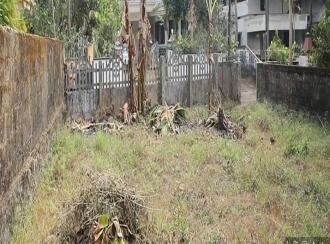 Residential Land for Sale in Thrissur, Irinjalakuda, Vellangallur, vellangallur center