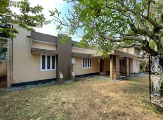 Residential Land for Sale in Alleppey, Alappuzha, Alappuzha, Gujarathi Street