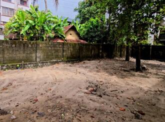 Commercial Land for Sale in Ernakulam, Ernakulam town, Perumanoor, Pandit Karuppan Road
