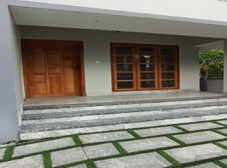 Residential House Villa for Sale in Trivandrum, Thiruvananthapuram, Mukkola, East Mukkola, Lathanagar