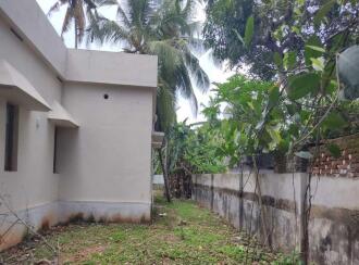 Commercial Building for Sale in Kollam, Kollam, Kavanadu, Kavanadu