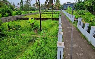 Residential Land for Sale in Ernakulam, Aluva, West kadungalloor, Vrindawan Bus Stop