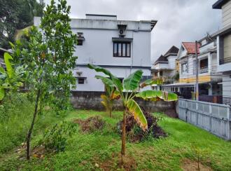 Residential House Villa for Sale in Ernakulam, Tripunithura, Kureekad