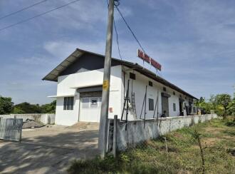 Industrial Building for Sale in Palakkad, Palakkad, Kadamkode, Canal bustop, Karinkarapulli