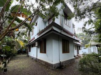 Residential House Villa for Sale in Pathanamthitta, Kozhencherry, Kozhencherry east, SNDP Road