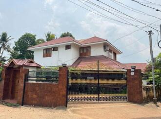 Residential House Villa for Rent in Trivandrum, Sreekariyam, Chakkalamukku, Shanthi Nagar residence