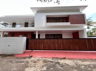 Residential House Villa for Sale in Ernakulam, Tripunithura, Tripunithura