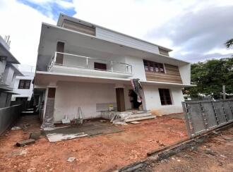 Residential House Villa for Sale in Ernakulam, Tripunithura, Eroor, vymeethy road