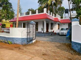 Residential House Villa for Sale in Kottayam, Kottayam town, Puthuppally, panjayath office