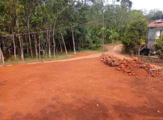 Residential Land for Sale in Kottayam, Kaduthuruthy, Njeezhoor, Njeezhoor