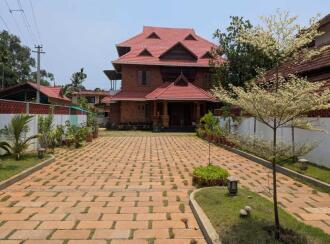 Residential House Villa for Sale in Alleppey, Alappuzha, Vandanam, Beside Edathil Ambalam ( Opposite Medical College)