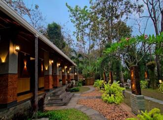 Commercial Land for Sale in Kasargod, Pullur periya, Periye, Payatuchal