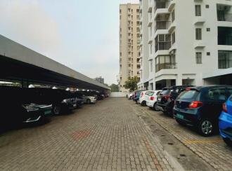 Residential Apartment for Sale in Ernakulam, Ernakulam town, Marine drive, Marine Drive, Ernakulam