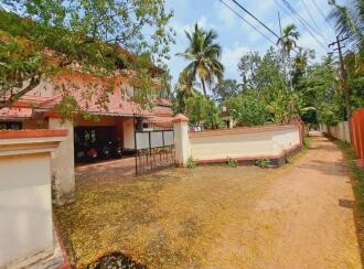 Residential House Villa for Sale in Alleppey, Mavelikara, Chettikulangara, Kaitha north