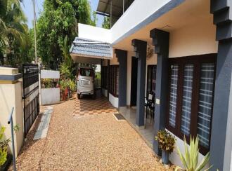 Residential House Villa for Sale in Kottayam, Kottayam town, Thazhatangady