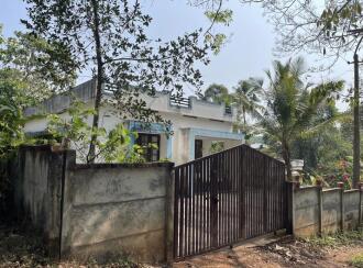 Residential House Villa for Sale in Kollam, Kollam, Nallila, Nallila Jn. To St. Gabriel Orthodox Church road.